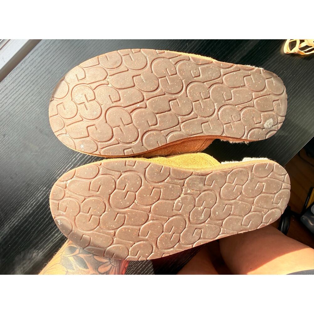 UGG Scuff Slippers Chestnut Suede Shearling Lined Womens Size 7 Cozy Slide - Picture 5 of 8